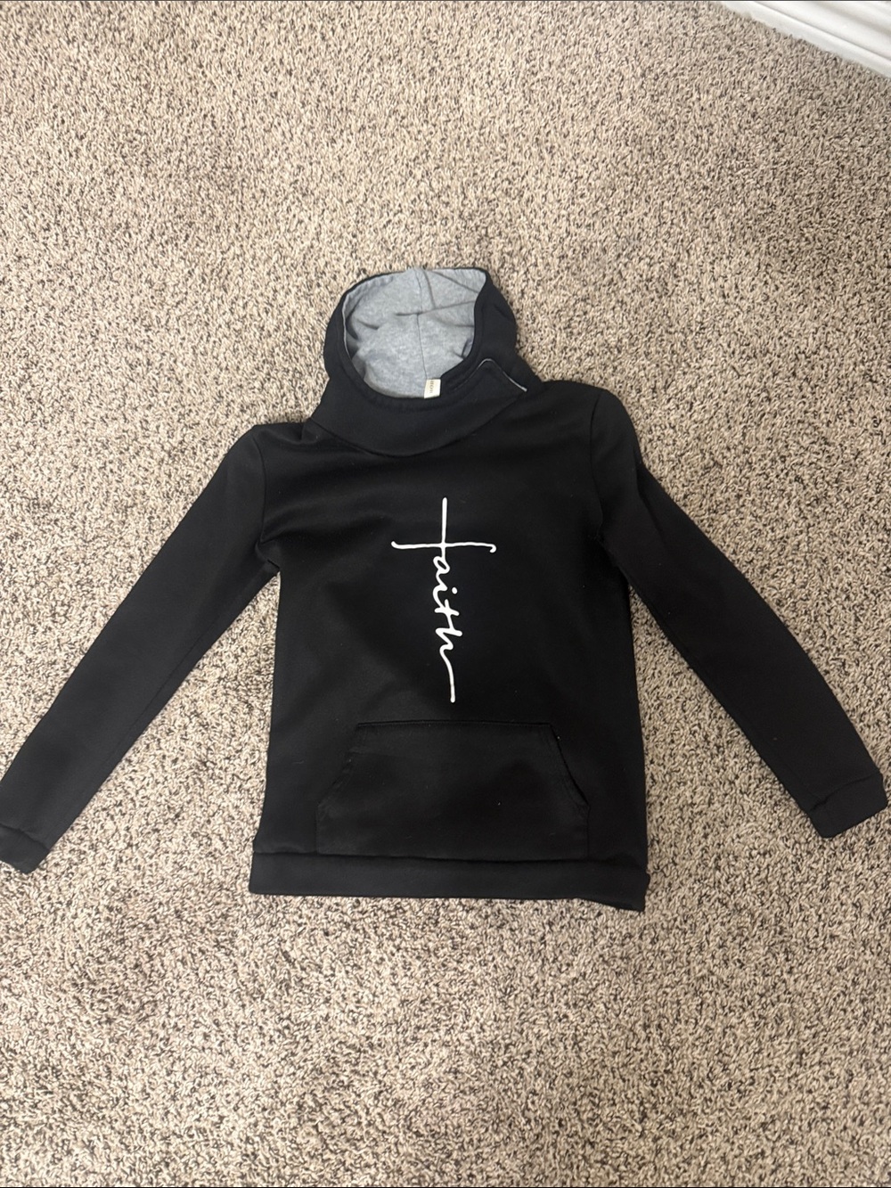 Black Women's Pullover Hoodie with 'faith' Script